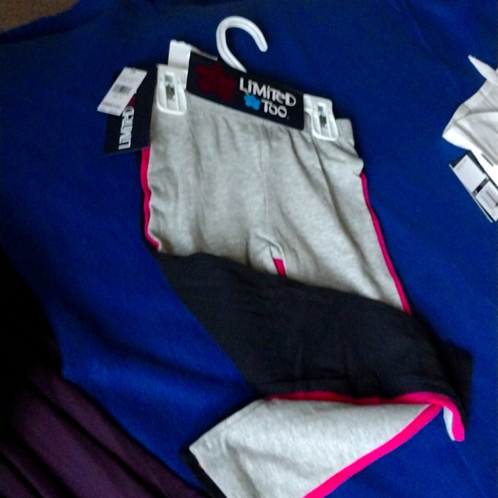 NEW 3 Pack Leggings Size 4T